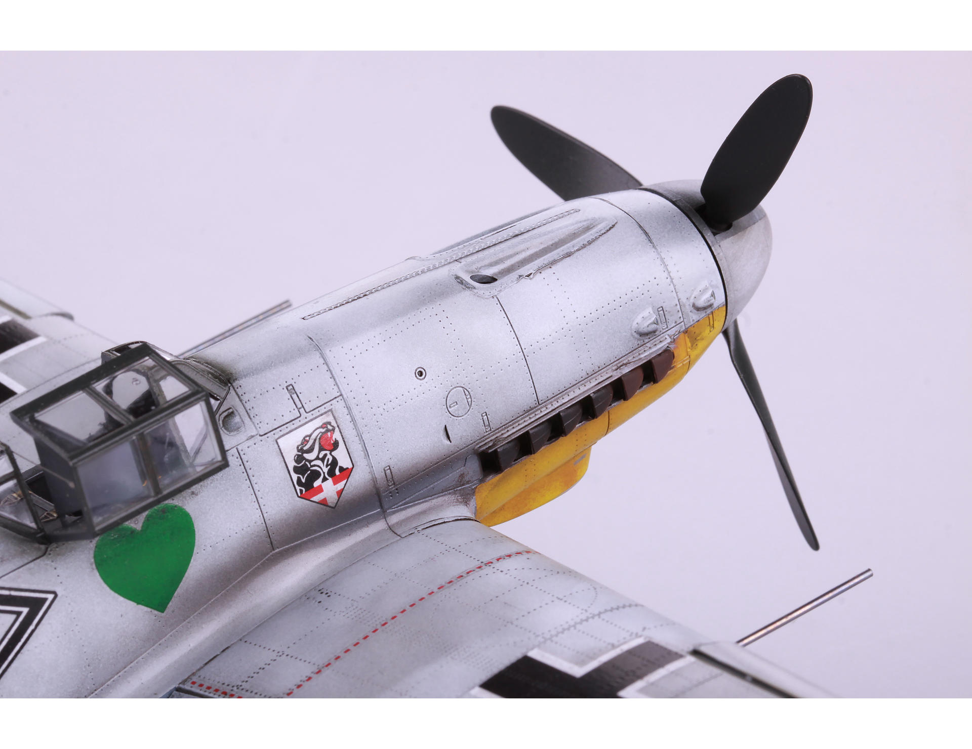 EDU82115 EDUARD MODELS 1/48 Bf109F2 Fighter Profi-Pack Plastic Kit