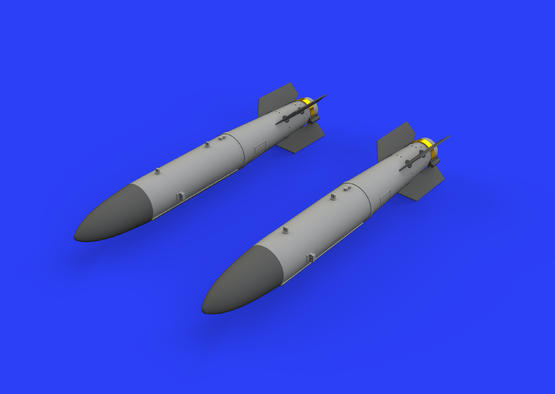 B43-0 Nuclear Weapon w/ SC43-4/-7 tail assembly 1/72  - 1