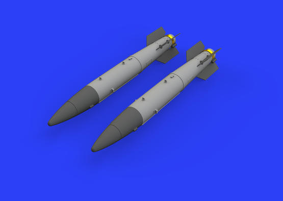 B43-1 Nuclear Weapon w/ SC43-4/-7 tail assembly 1/72  - 3
