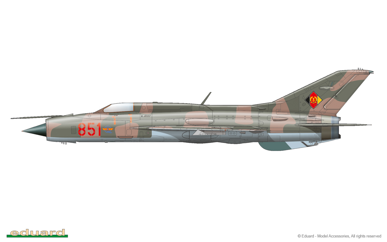 1/48 - MiG-21 MFN - Eduard  - Page 2 8236-b